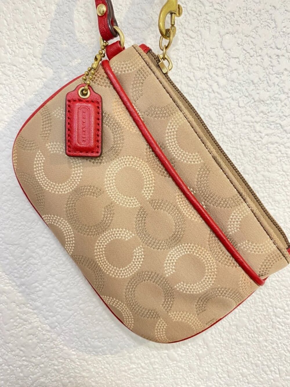Coach Tan Dotted Op Art Wristlet with Red Leather Trim - Y2K Vintage - Picture 3 of 9